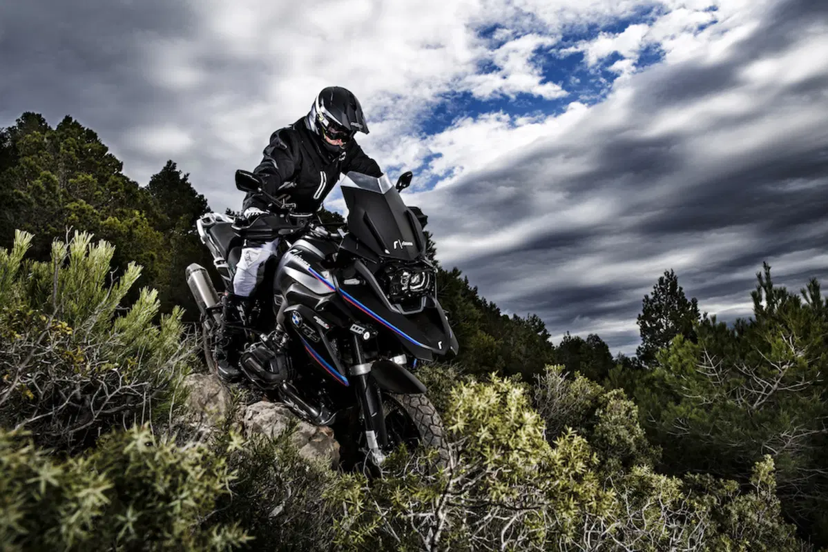Rizoma "Cross the Limit", linea accessori per BMW R1200GS (4)