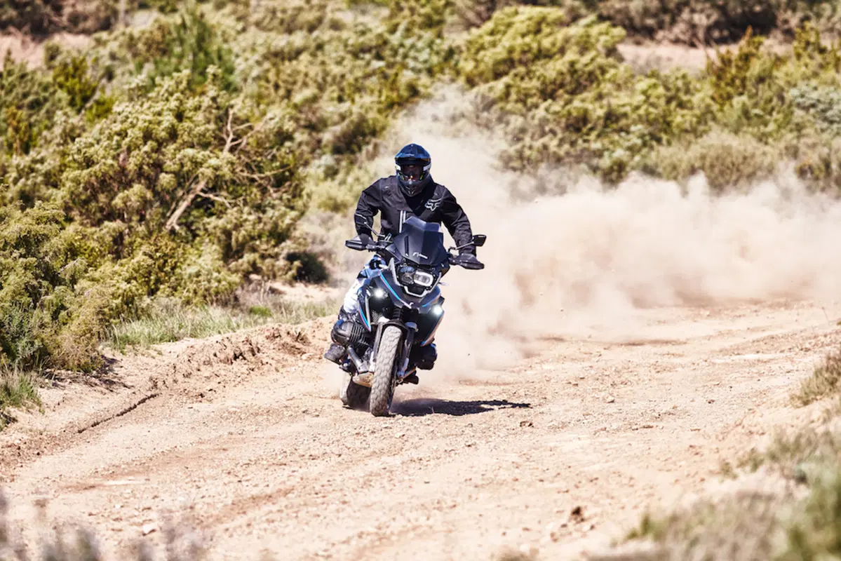 Rizoma "Cross the Limit", linea accessori per BMW R1200GS (8)