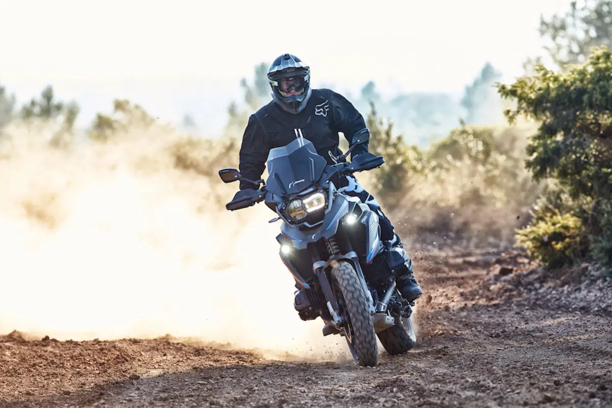 Rizoma "Cross the Limit", linea accessori per BMW R1200GS (9)