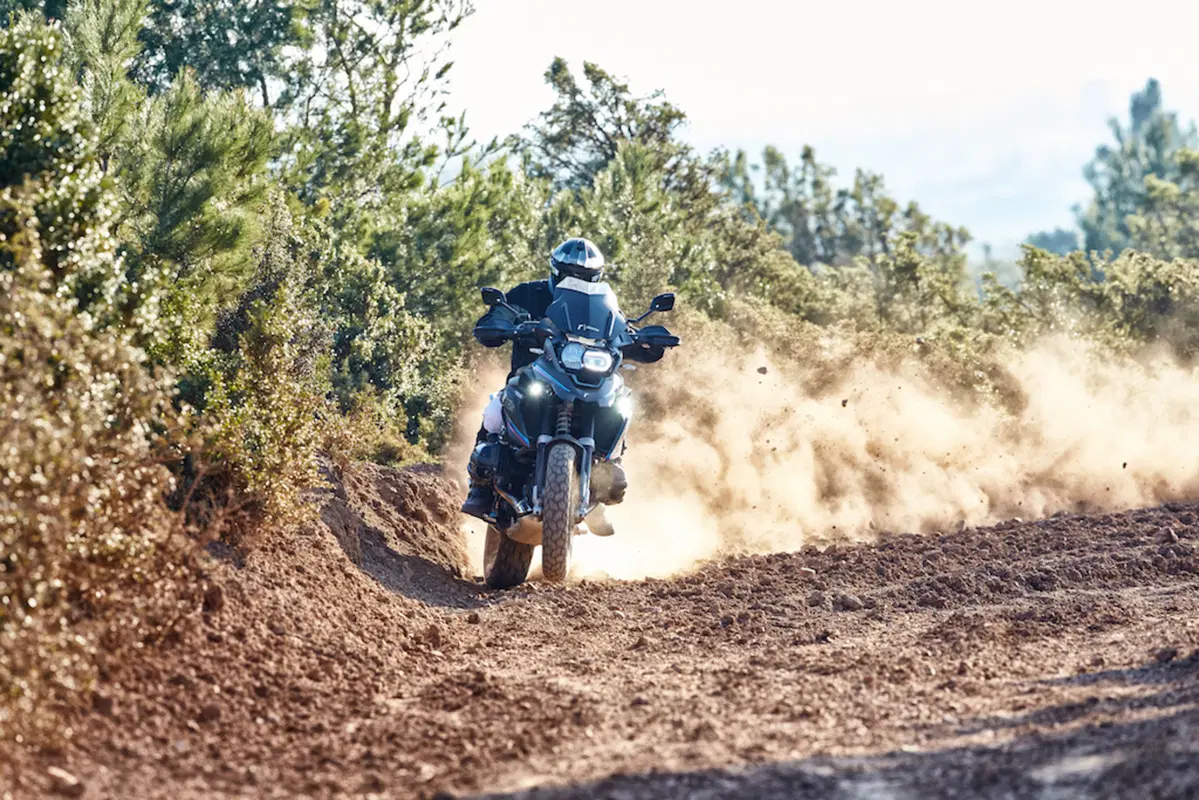 Rizoma "Cross the Limit", linea accessori per BMW R1200GS (10)