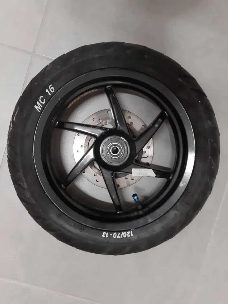 Cerchio anteriore Aprilia se 50 (5)