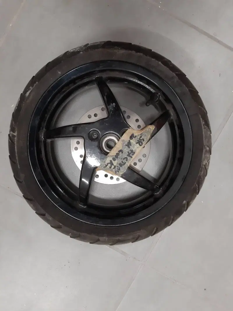 Cerchio ruota posteriore Aprilia Sr 50 (5)