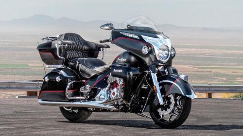 Indian Roadmaster Elite. Oltre 30 ore per la verniciatura a mano (5)