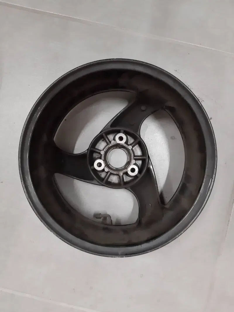 Cerchio posteriore Aprilia Sr 50 (2)
