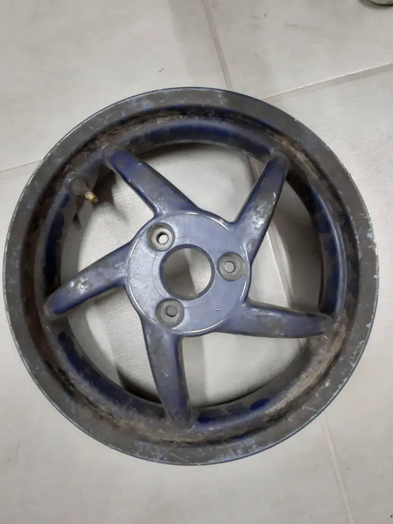 Cerchio posteriore Aprilia Sr 50 (5)