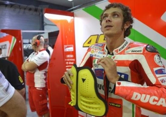 Valentino Rossi: Se potessi comprerei la Ducati