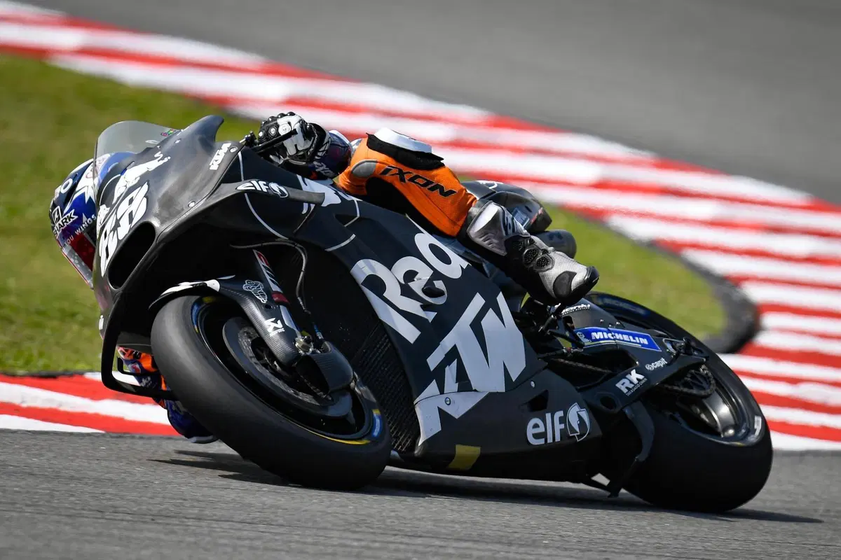 Test MotoGP a Sepang. Day 1 (10)