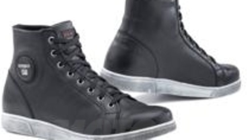 X-Street Waterproof: la nuova linea sneakers TCX