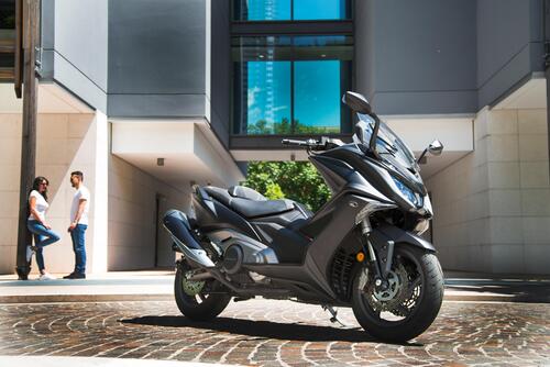 Kymco AK 550, più potenza con la versione 2020