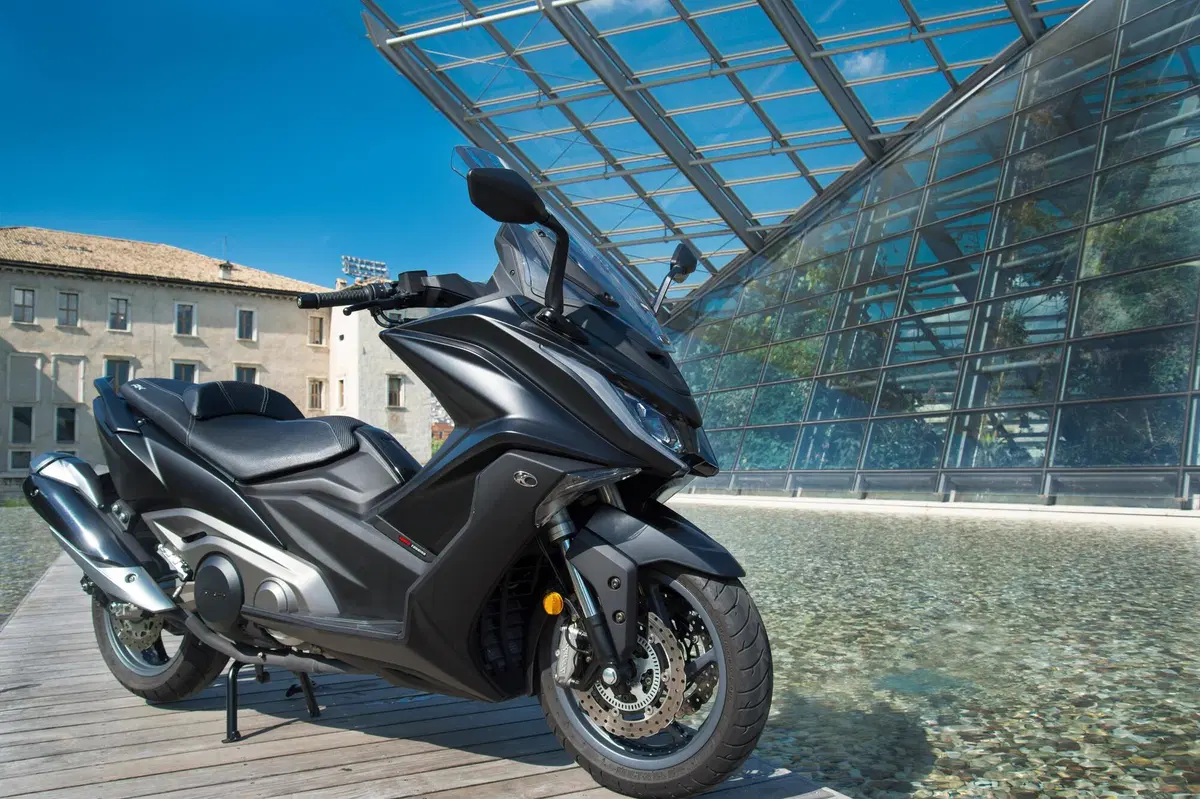 Kymco AK 550, più potenza con la versione 2020 (19)