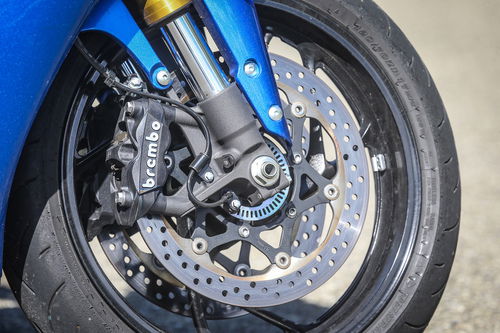 L'impianto frenante Brembo con ABS della Suzuki GSX-S1000F