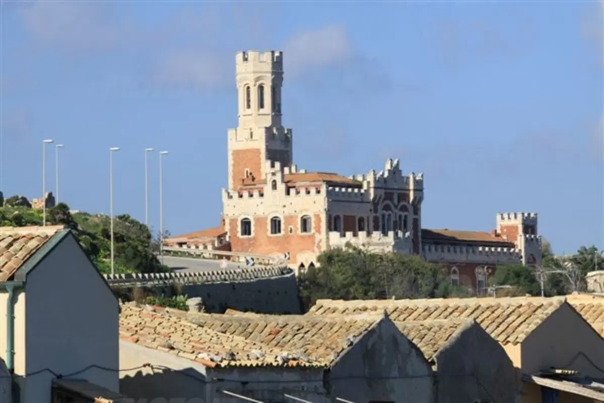Viaggi. Da Palermo a Messina lungo le coste sud occidentale e sud orientale (12)