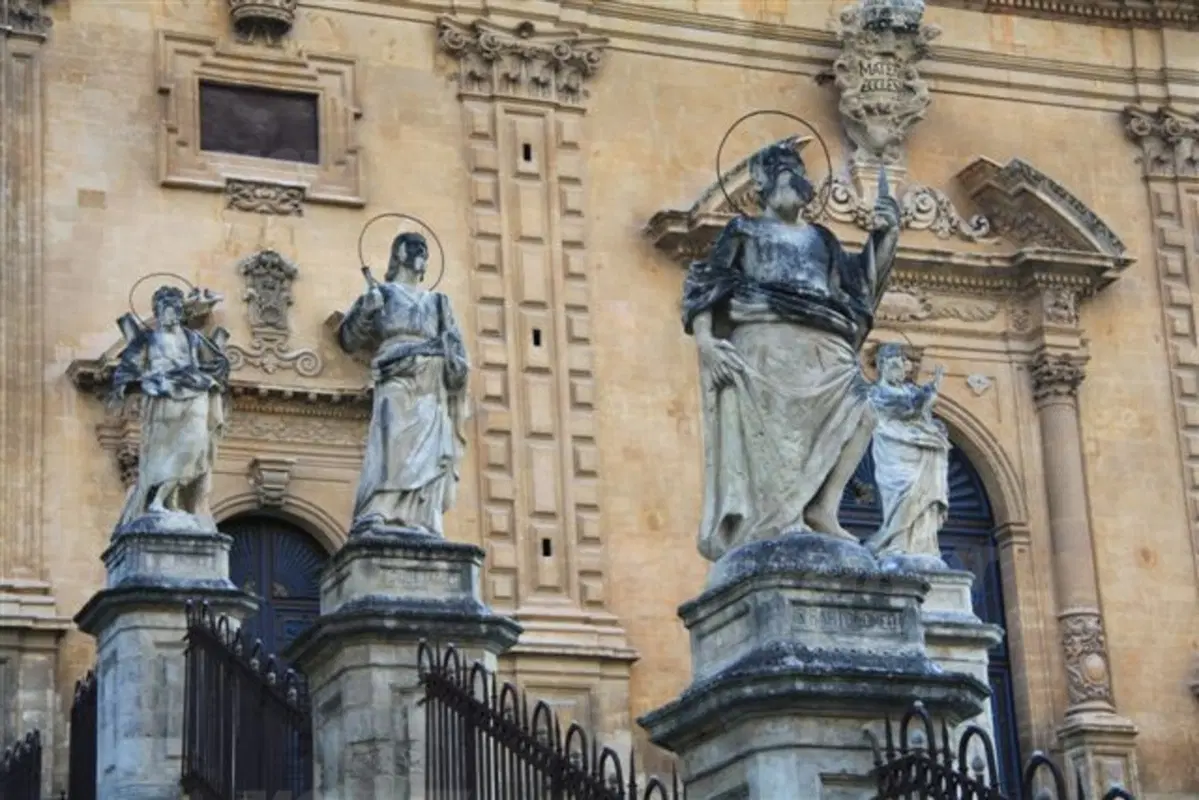 Viaggi. Da Palermo a Messina lungo le coste sud occidentale e sud orientale (21)