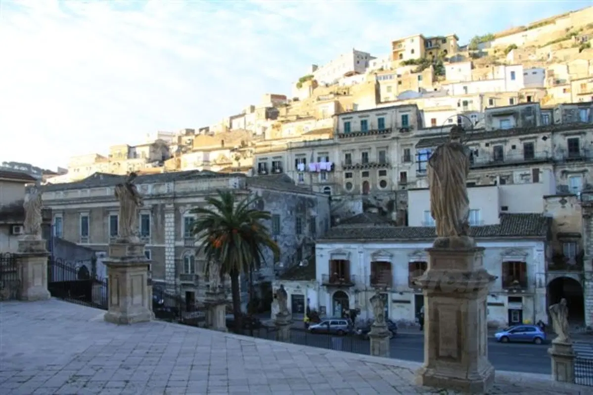 Viaggi. Da Palermo a Messina lungo le coste sud occidentale e sud orientale (22)