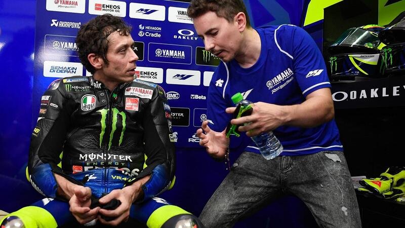Test MotoGP a Sepang, Valentino Rossi: &quot;Lorenzo d&agrave; sempre consigli interessanti&quot;