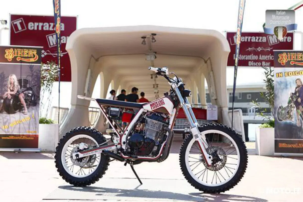 Le Strane di Moto.it Honda NX 650 Dominator Scrambler (2)
