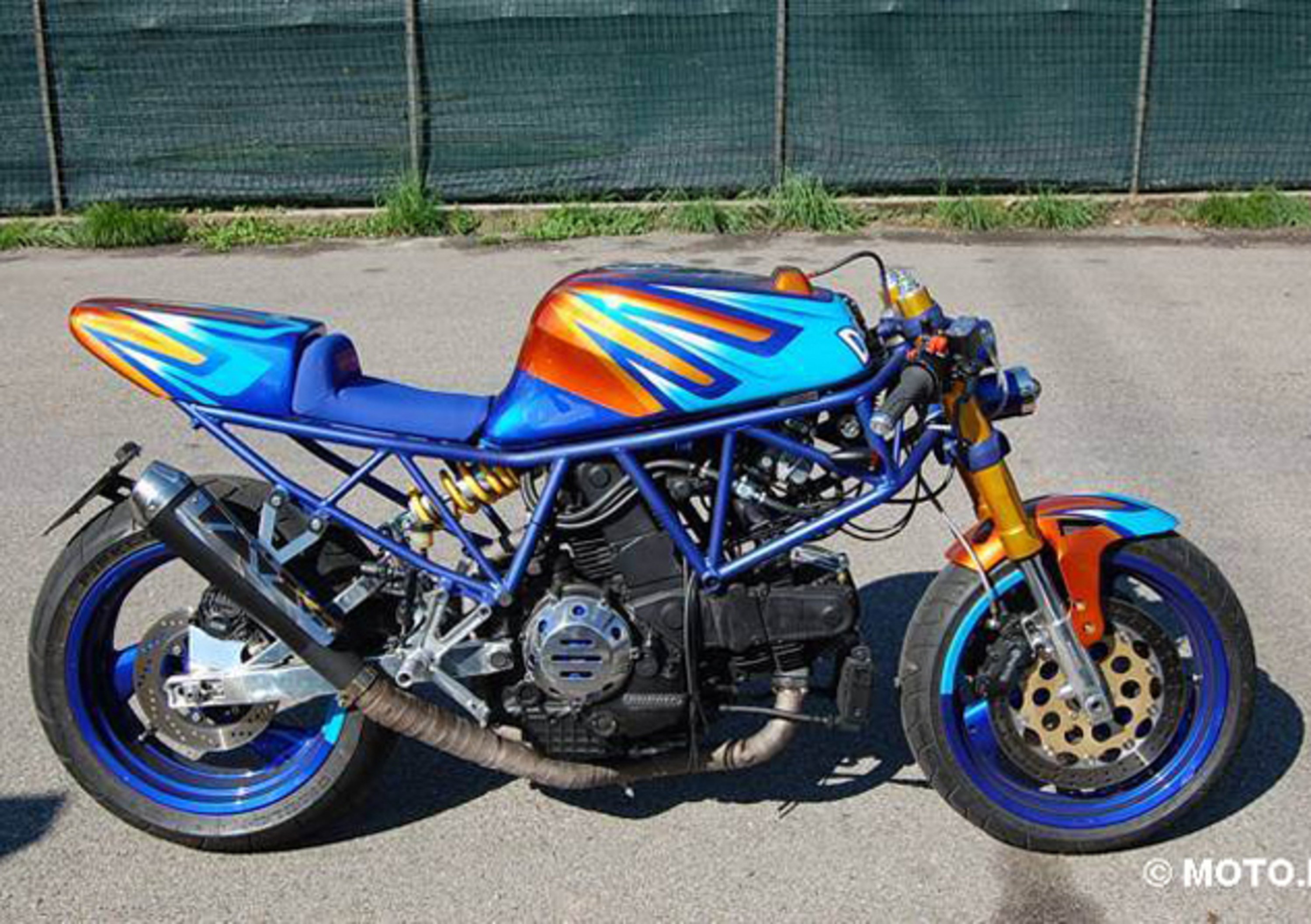 Le Strane di Moto.it. Ducati 900 SS 