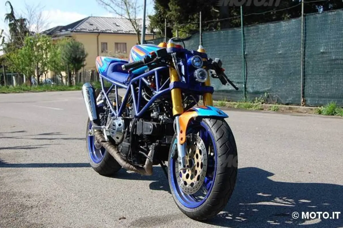 Le Strane di Moto.it. Ducati 900 SS  (3)