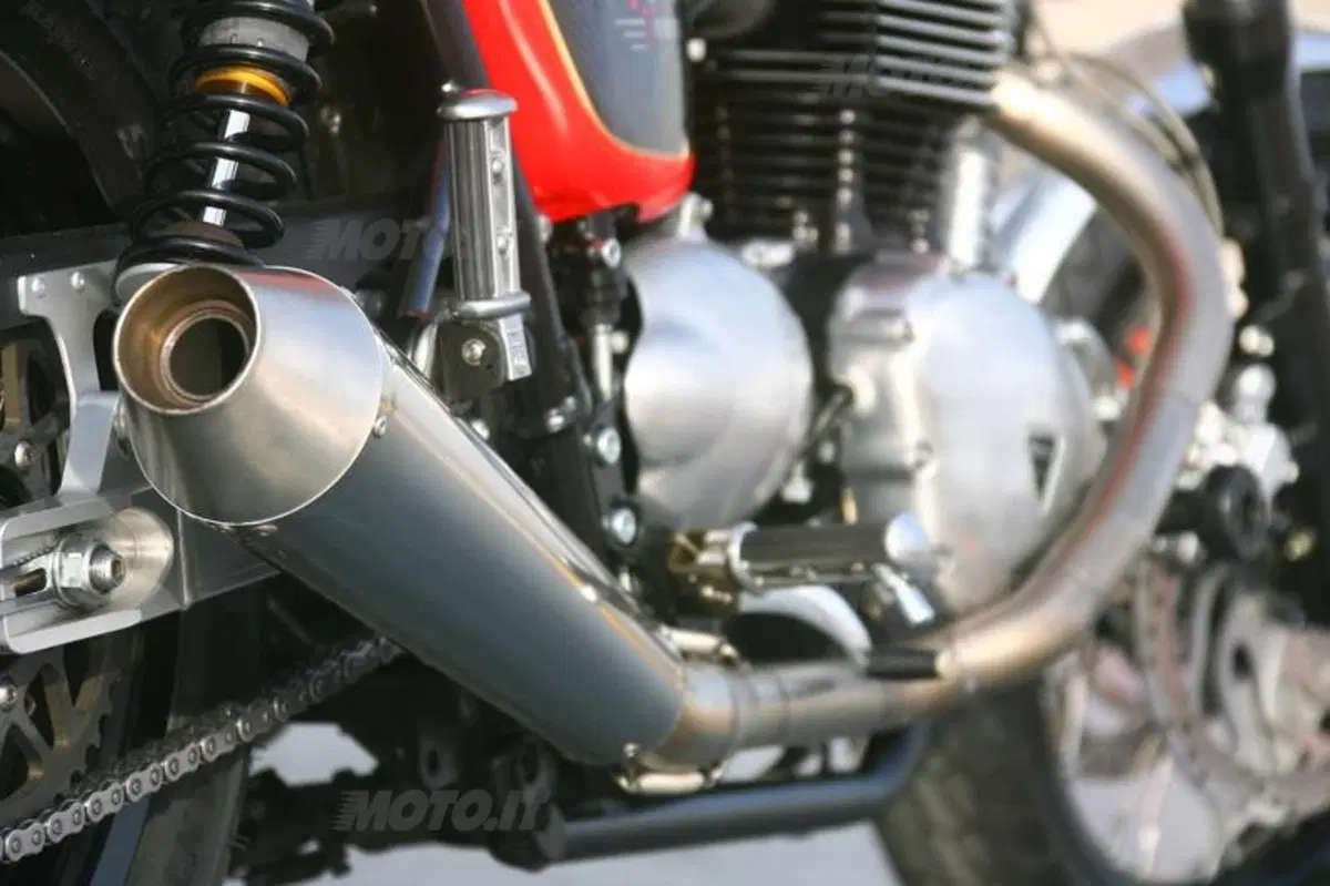 Triumph Bonnie Lighteen by Pettinari (18)