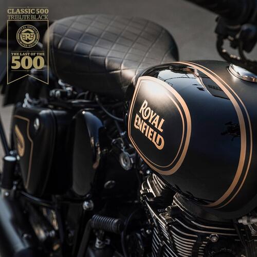 Royal Enfield Classic 500 Tribute Black: sarà l’ultima Bullet (4)