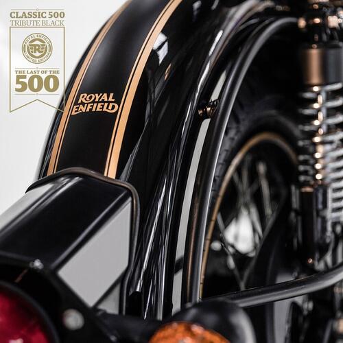 Royal Enfield Classic 500 Tribute Black: sarà l’ultima Bullet (5)