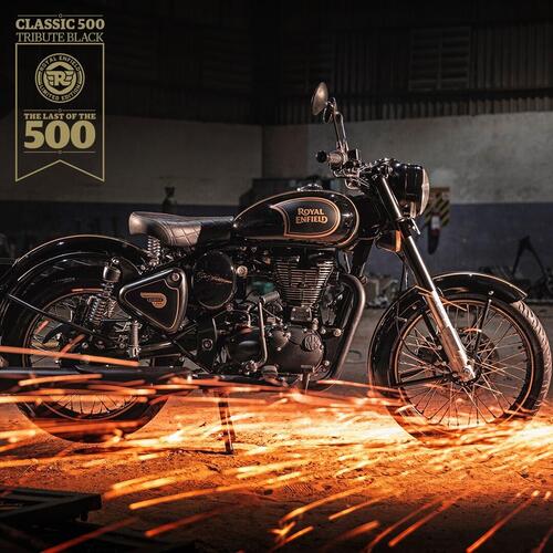 Royal Enfield Classic 500 Tribute Black: sarà l’ultima Bullet (8)