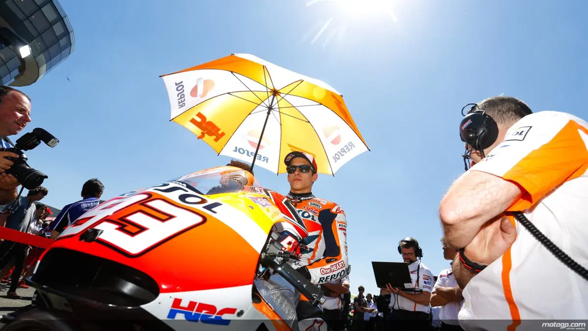 Marc Marquez, il titolo mondiale per immagini (13)