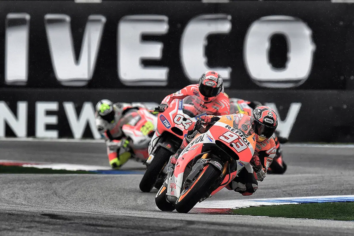 Marc Marquez, il titolo mondiale per immagini (22)