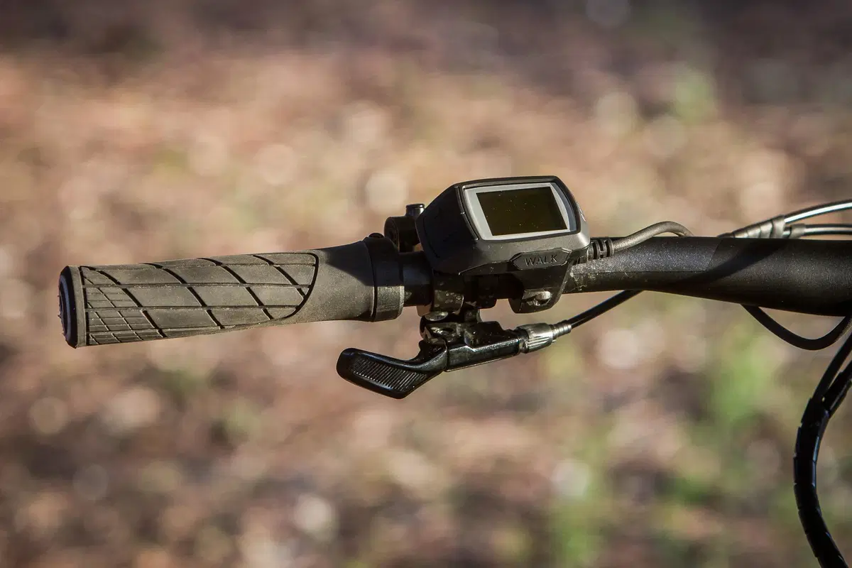 Bergamont E-Contrail PRO. La facia media decisamente superiore (8)