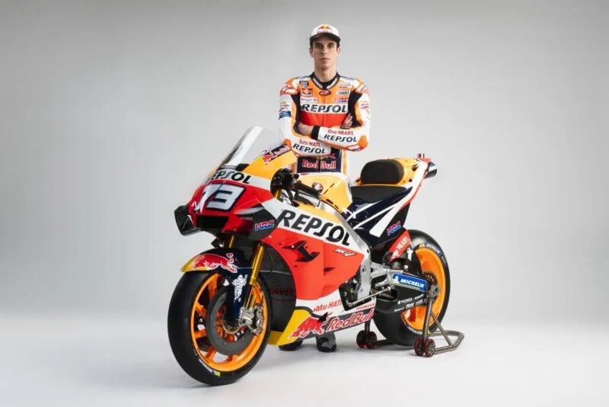 MotoGP. Le Honda RC213V dei fratelli Márquez si mostrano (10)