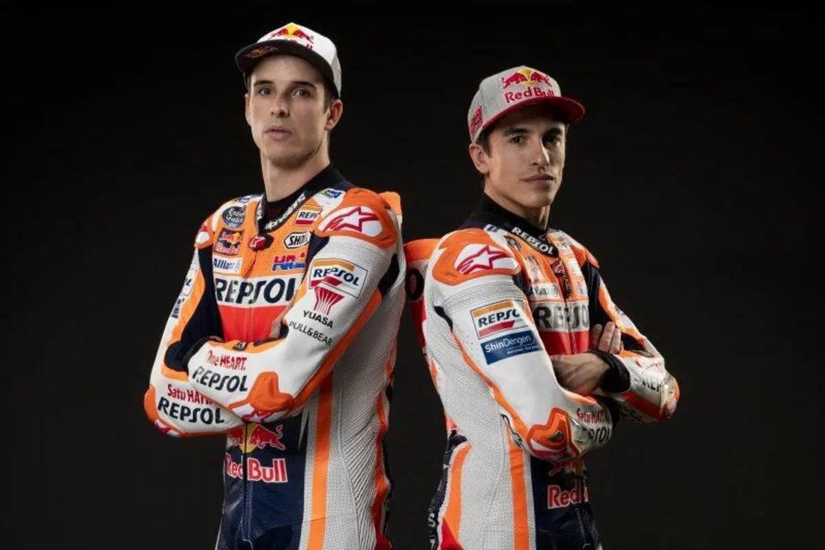 MotoGP. Le Honda RC213V dei fratelli Márquez si mostrano (26)