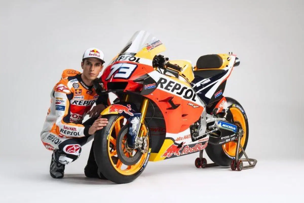MotoGP. Le Honda RC213V dei fratelli Márquez si mostrano (23)