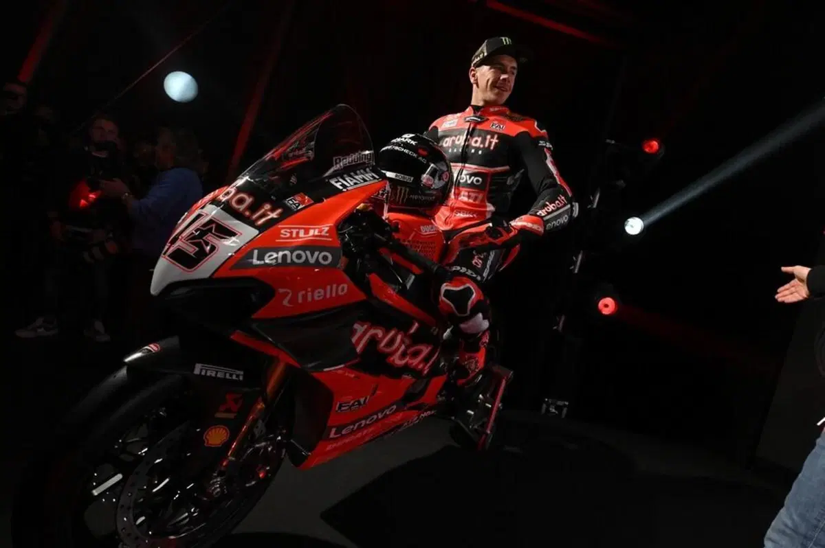 SBK 2020. Presentato a Imola il team Aruba.it Racing Ducati (2)