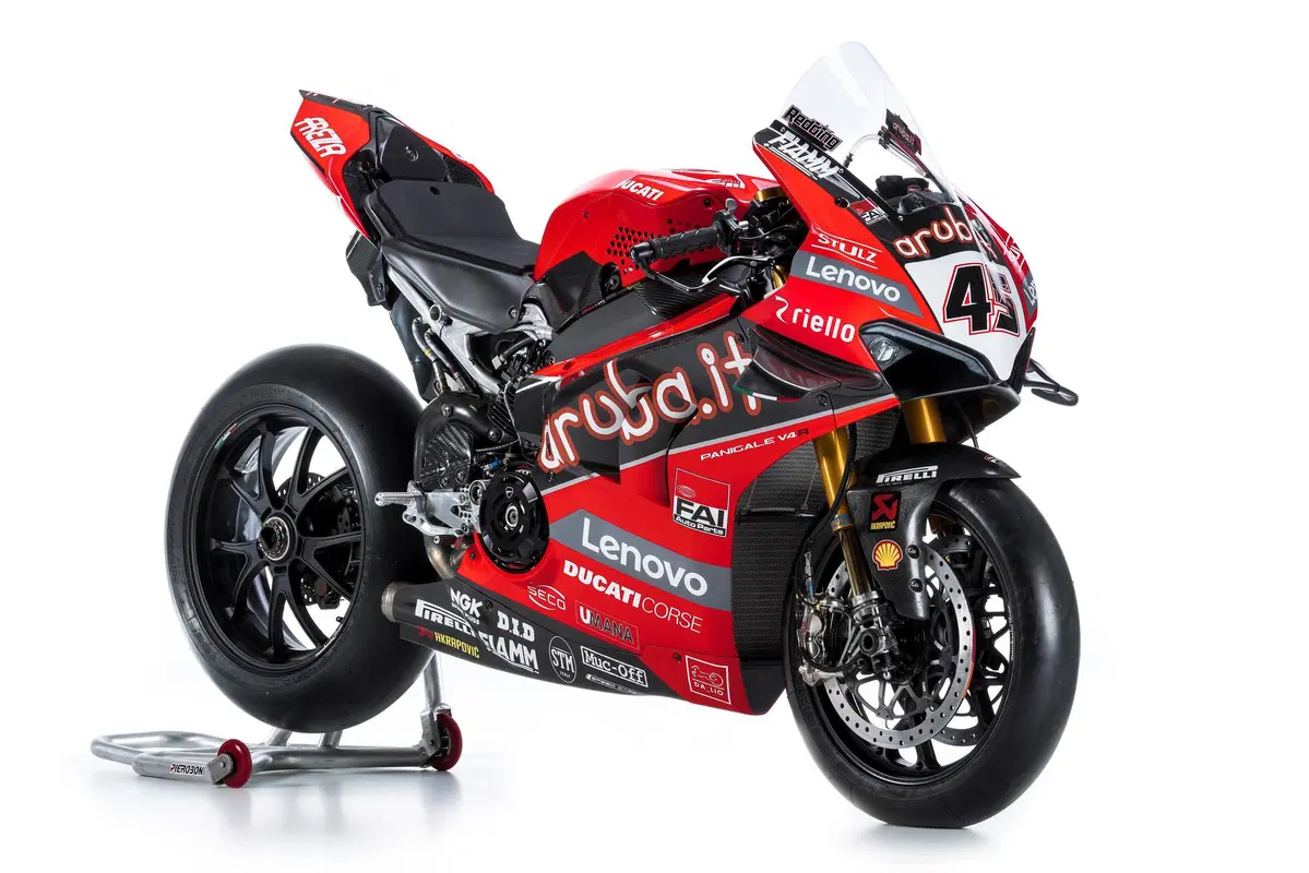 SBK 2020. Presentato a Imola il team Aruba.it Racing Ducati (4)