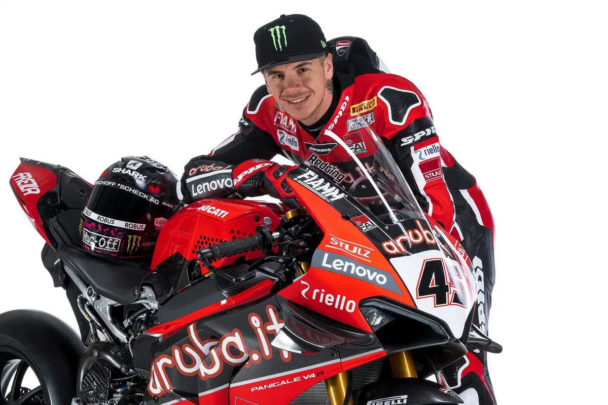 SBK 2020. Presentato a Imola il team Aruba.it Racing Ducati (7)