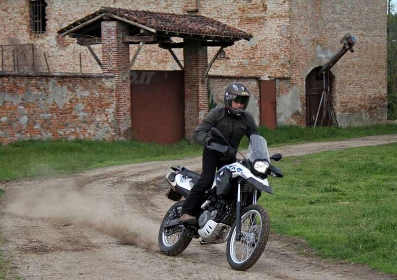 BMW G 650 GS  Sert&atilde;o  