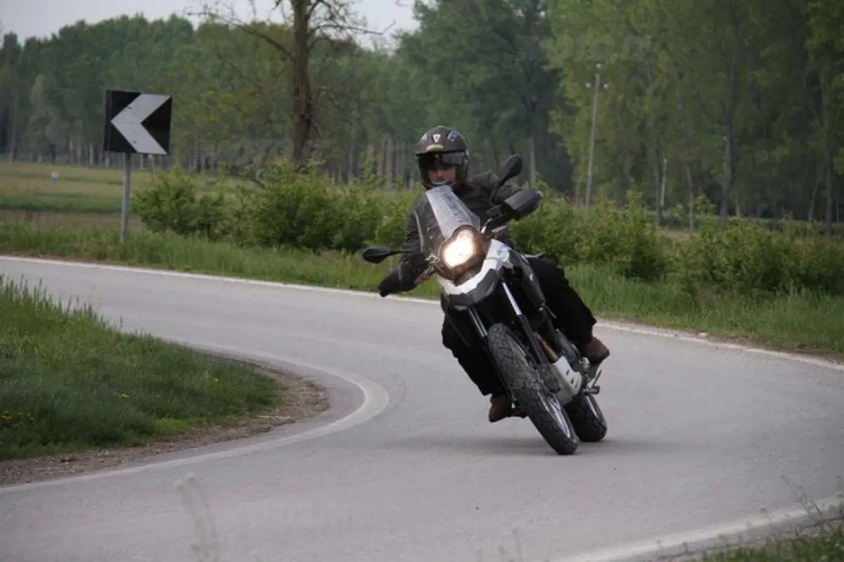BMW G 650 GS  Sertão   (6)
