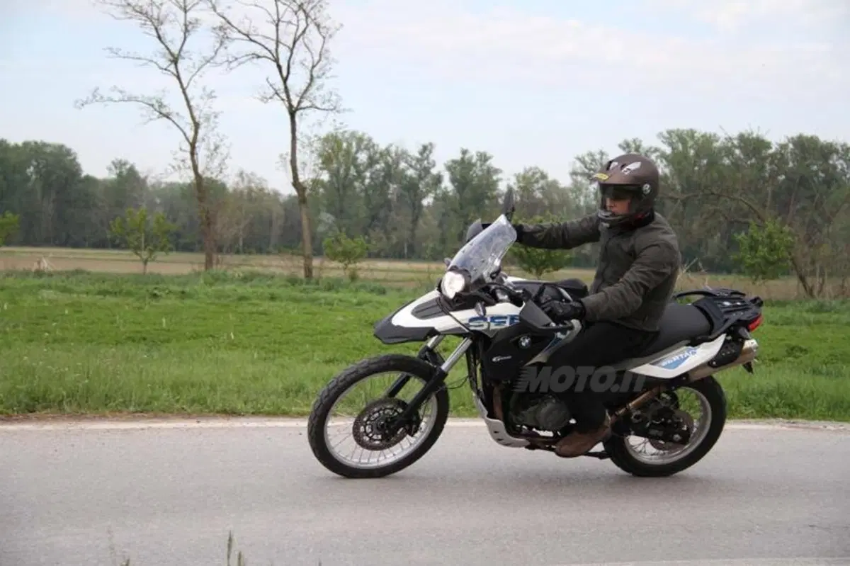 BMW G 650 GS  Sertão   (14)