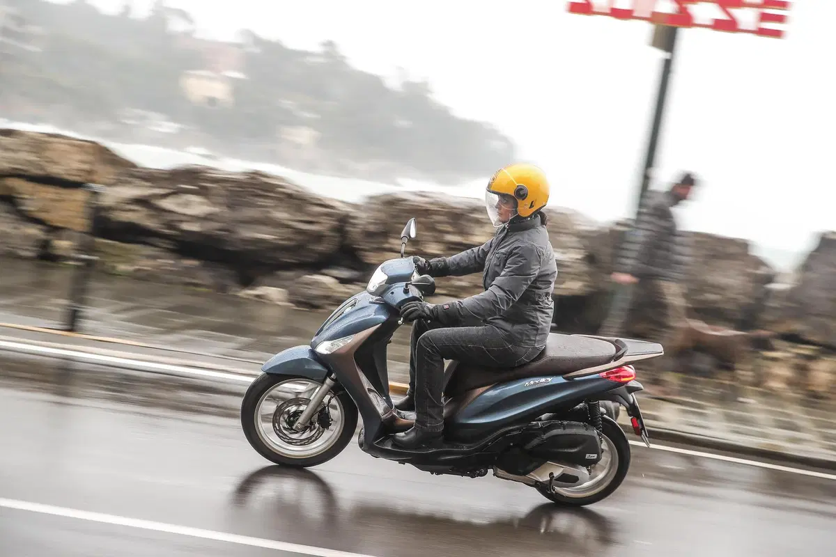 Piaggio Medley 125 e 150 TEST (sul bagnato) superato! (5)