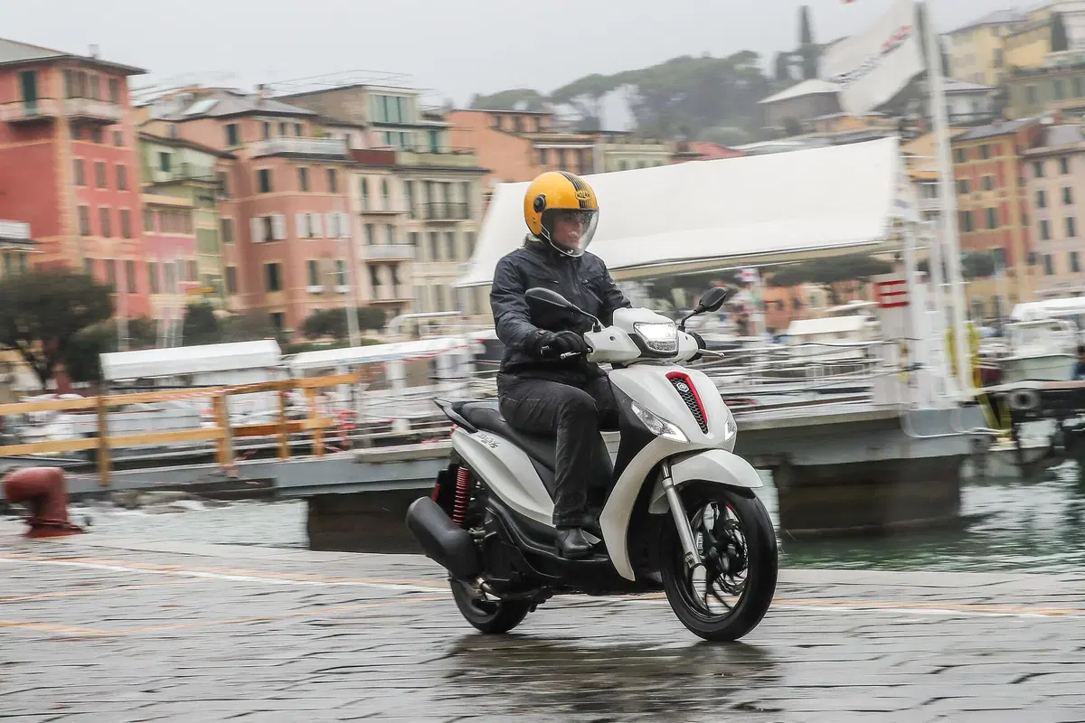 Piaggio Medley 125 e 150 TEST (sul bagnato) superato! (7)
