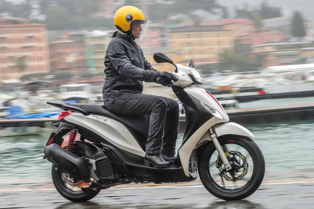 Piaggio Medley 125 e 150 TEST (sul bagnato) superato! (4)