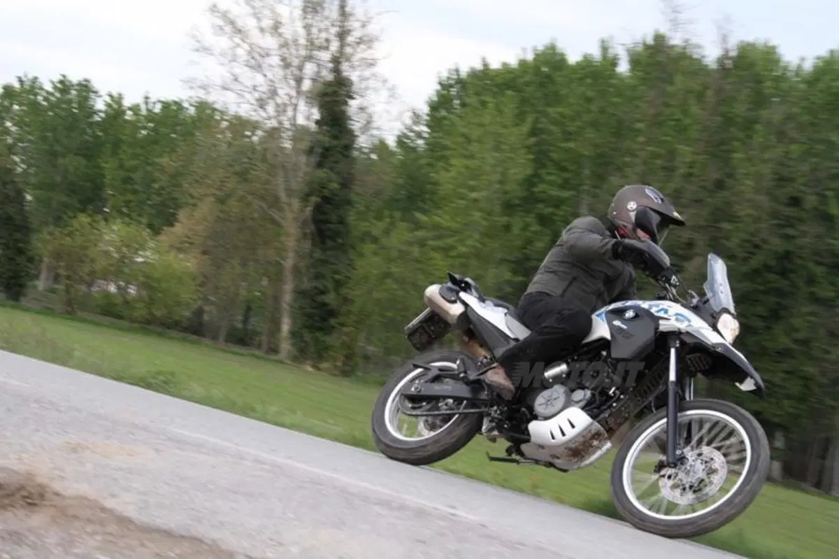 BMW G 650 GS  Sertão   (19)