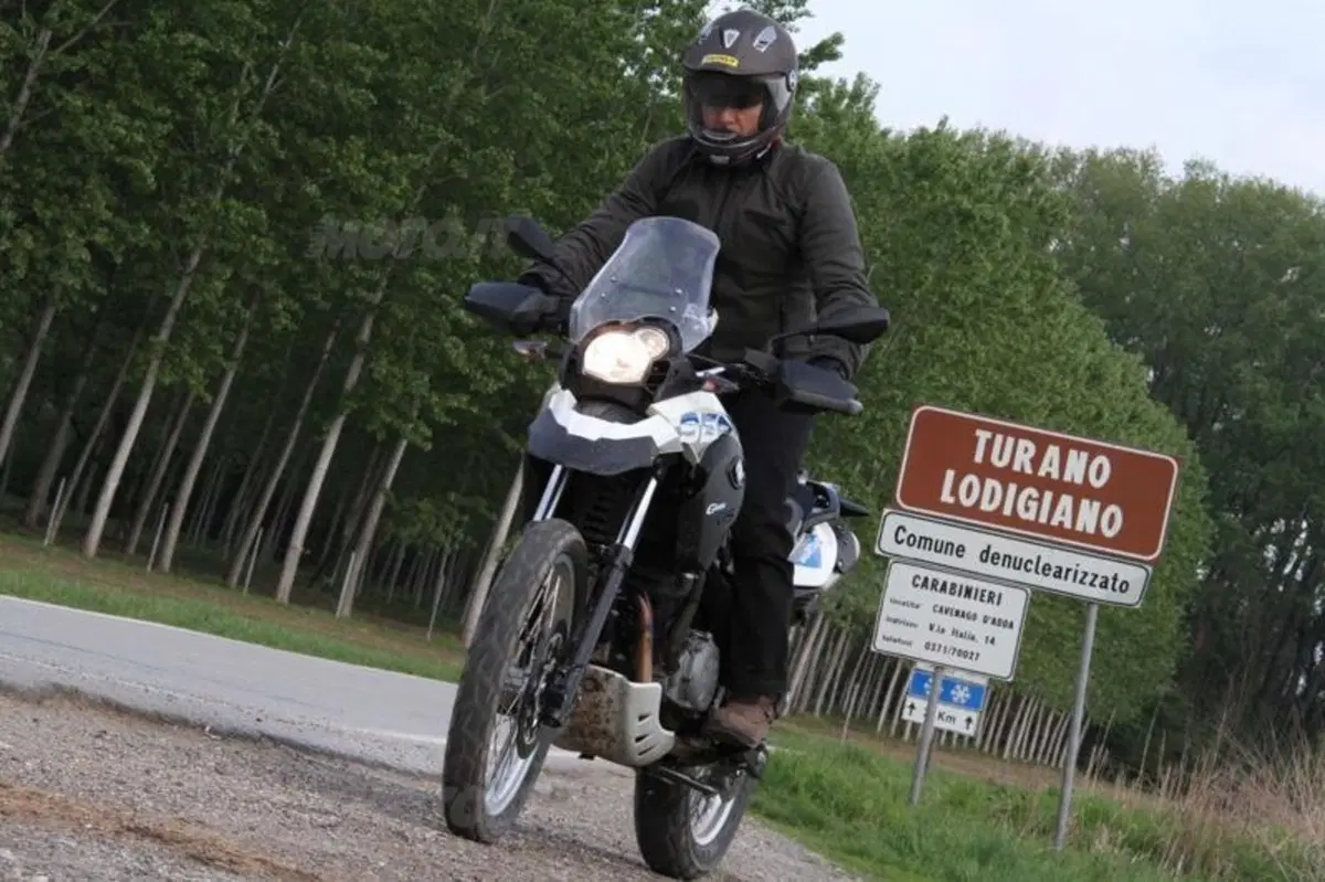 BMW G 650 GS  Sertão   (20)