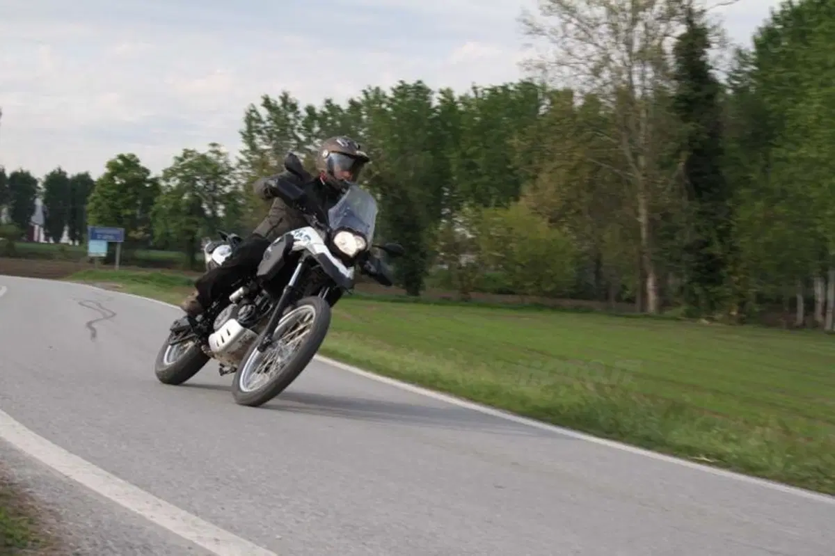 BMW G 650 GS  Sertão   (22)