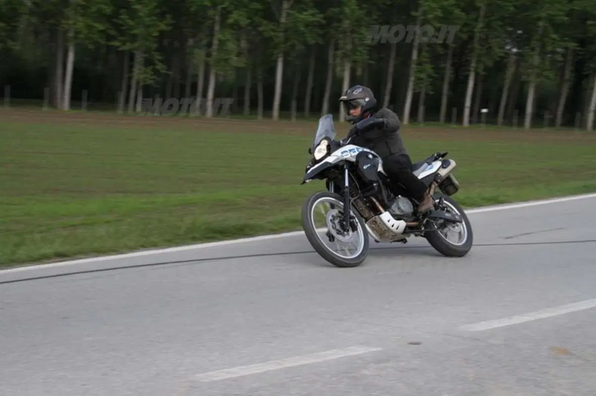 BMW G 650 GS  Sertão   (24)