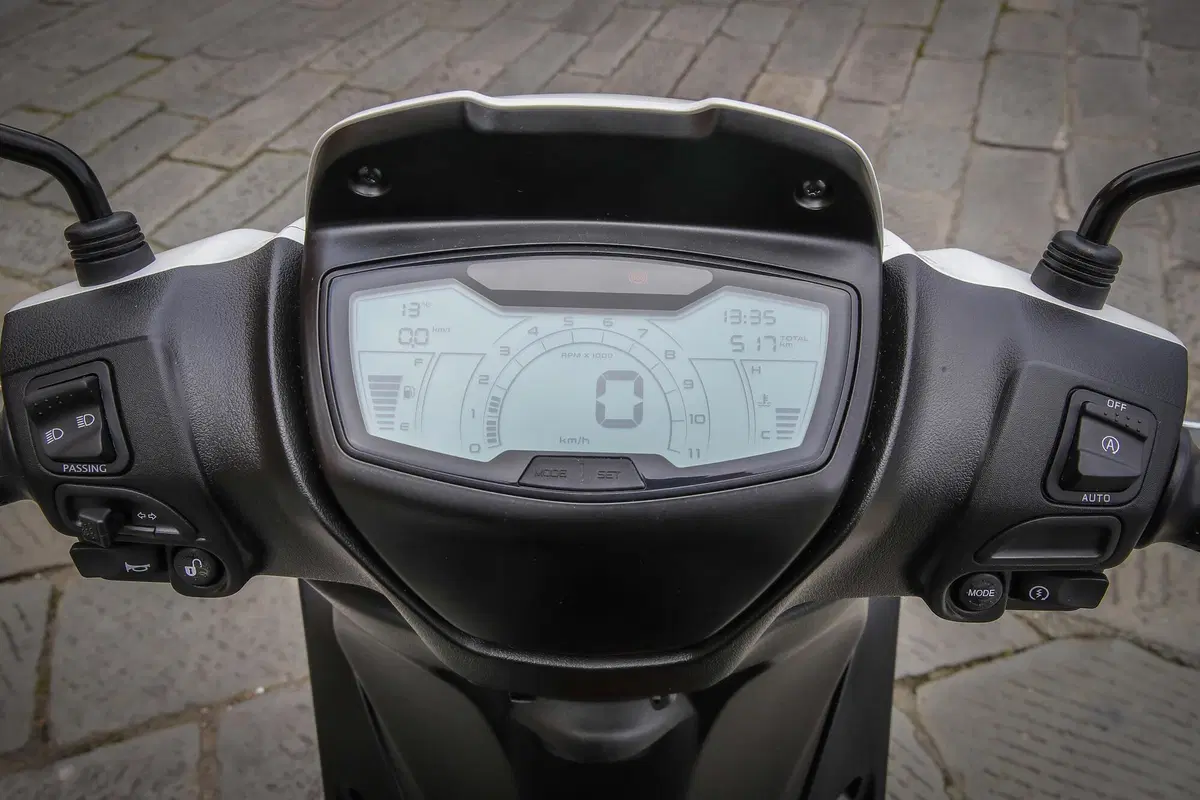 Piaggio Medley 125 e 150 TEST (sul bagnato) superato! (2)