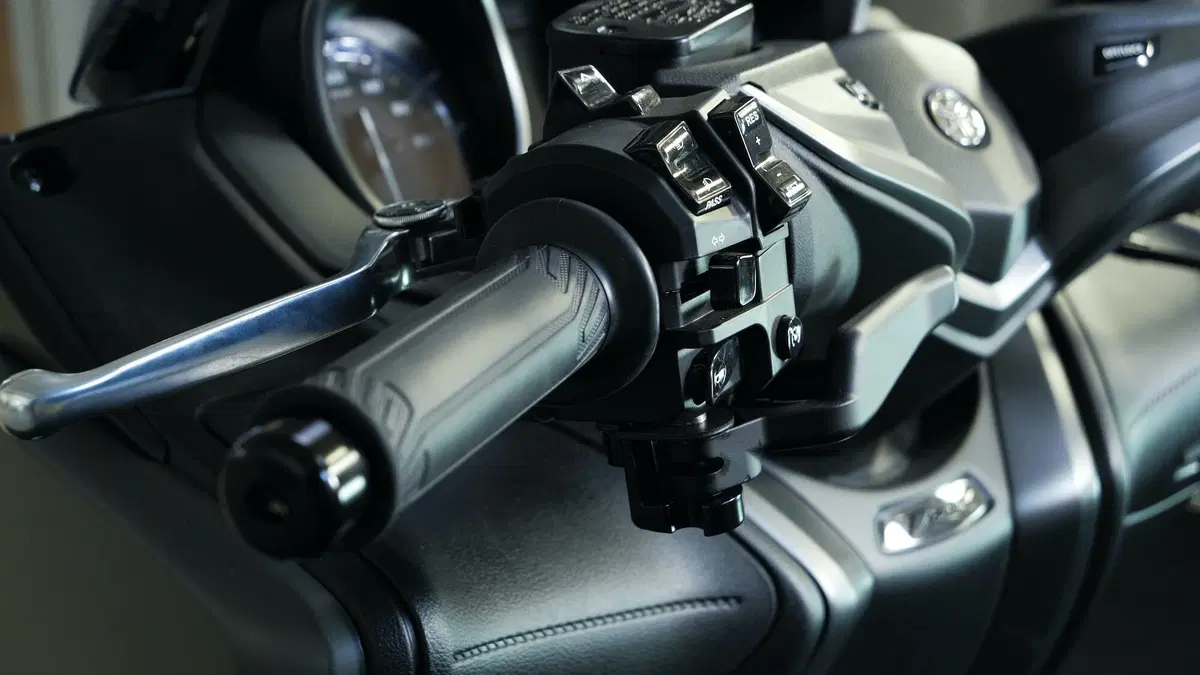 Yamaha TMAX: il suo design è ancora attuale? (7)