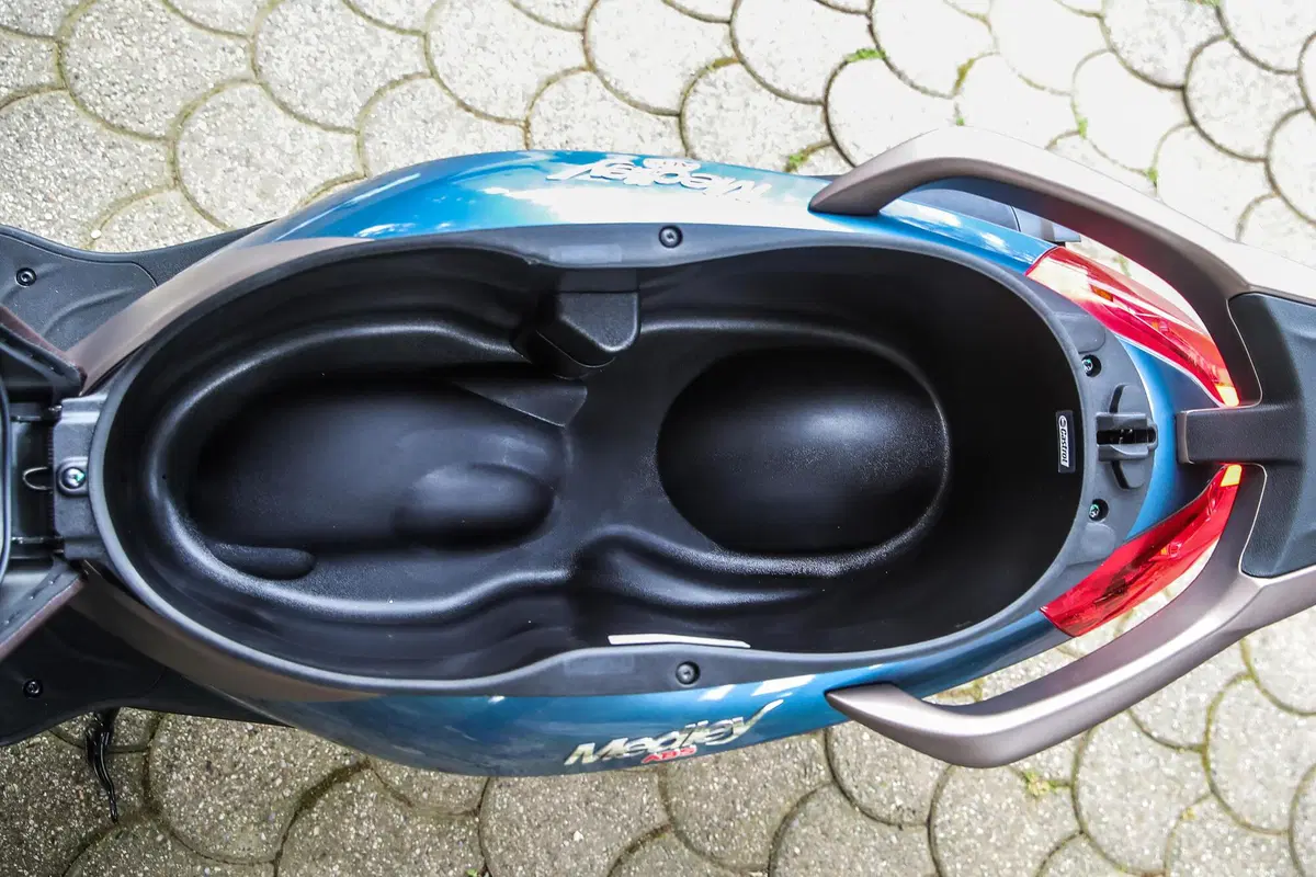 Piaggio Medley 125 e 150 TEST (sul bagnato) superato!