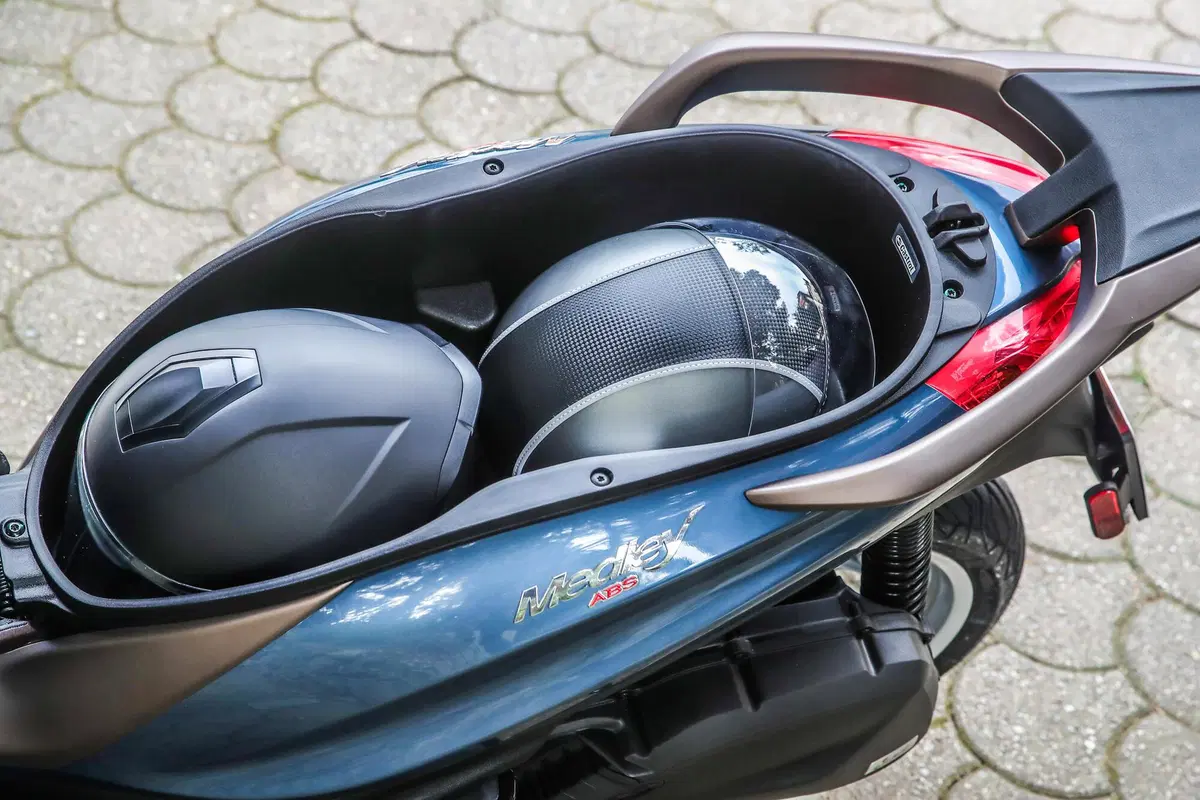 Piaggio Medley 125 e 150 TEST (sul bagnato) superato! (2)