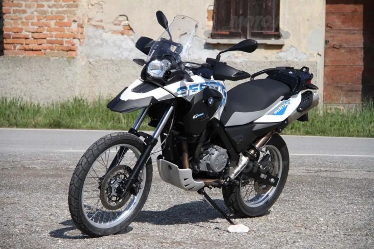 BMW G 650 GS  Sertão   (29)